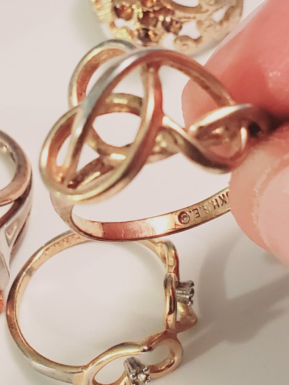 8 Rings, items # A- 2483-2490,. wt. 33 grams. - Picture 16 of 16